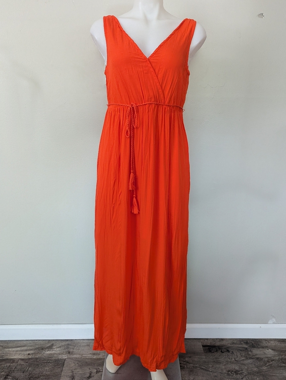 Women’s Orange V-Neck Orange Sleeveless Maxi Dress with Waist Tie Side Slits